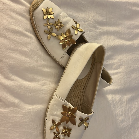 Michael Kors Gold White Leather Espadrilles with Gold flower Accents- - Picture 4 of 5